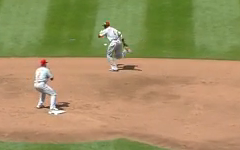 Reds second baseman Brandon Phillips is no stranger to brilliant defensive plays. In fact, the three-time Gold Glover makes them look easy with regularity. Sunday afternoon against the Mets was no exception, as he started an incredible double play.