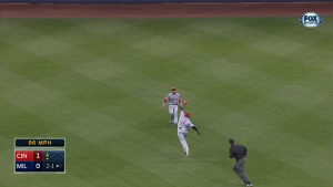  Brandon Phillips hustles on a pop up in shallow center to make a nice running grab.