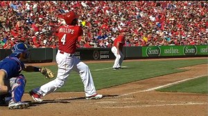 Brandon Phillips knocks a double and plates the Reds' fourth run of the 4th inning.