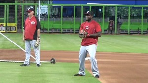 Reds second baseman Brandon Phillips resumes practice in the field prior to the game as he nears his return from injury.